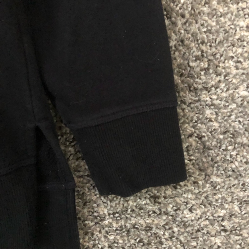 Women’s Reebok sweatshirt bundle - Picture 4 of 6